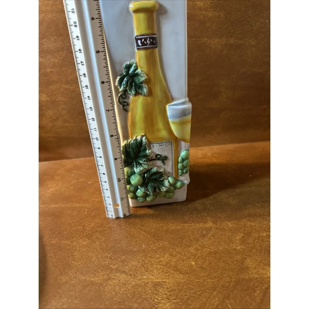 BELLA CASA BY GANZ 3D FRUITS OIL BOTTLE Wine, And Grapes  RARE!!!